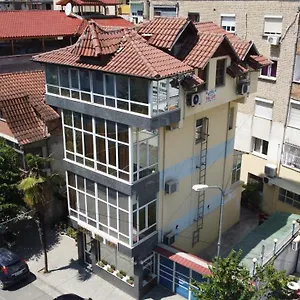 Hotel Pik Loti ***