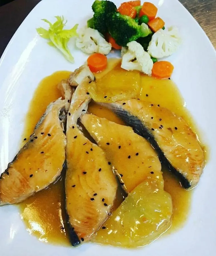 Hotel Dollari Kryemëdhej 3*,  Albanien