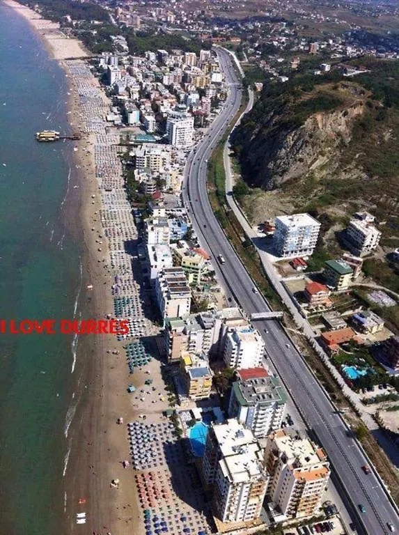 Hotel Dollari Kryemëdhej